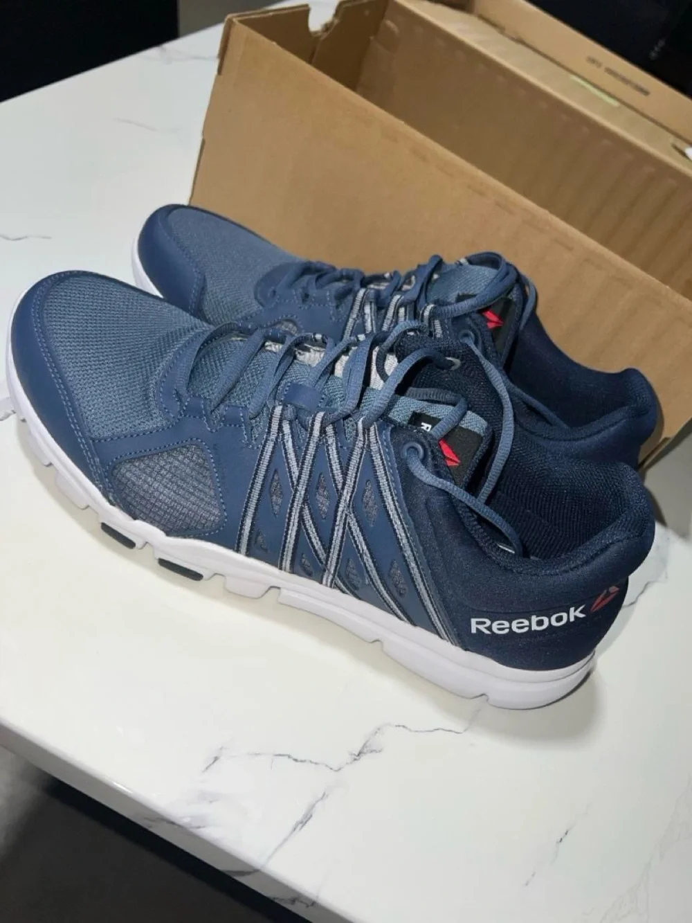 Reebok YourFlex Train 8.0 LMT Men’s Size 12 Navy Training Sneakers
